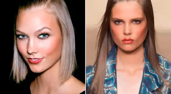 Dos modelos lucen peinados pelo largo liso con accesorios dorados en la cabeza.